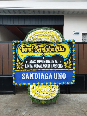Papan Bunga Duka di Lima Puluh Pesisir